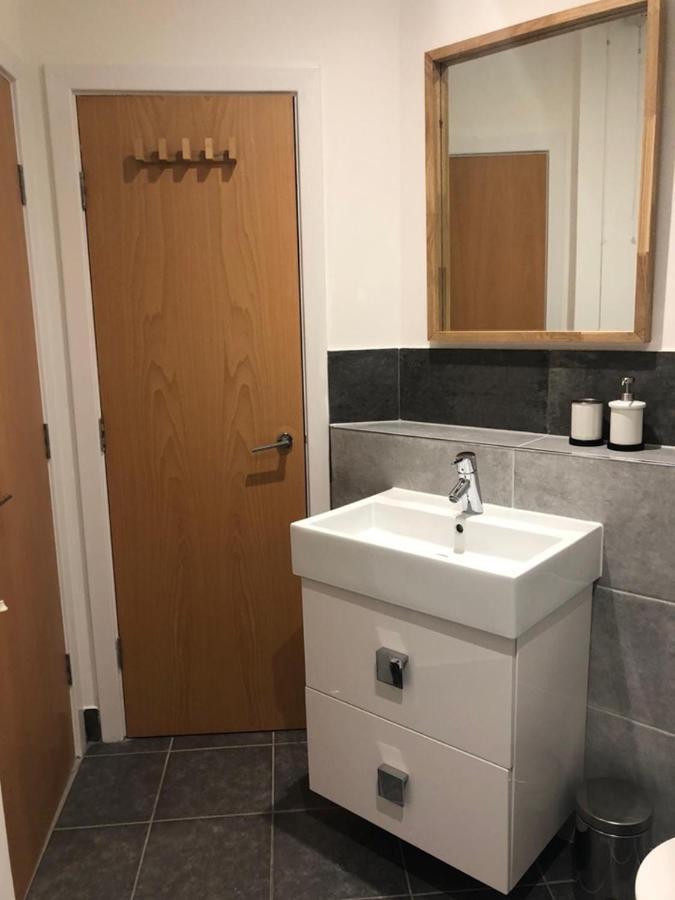 Stunning Apartment In Leeds- Financial District Leeds  Exterior photo