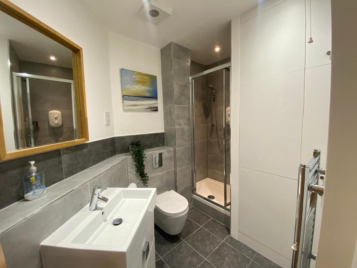Stunning Apartment In Leeds- Financial District Leeds  Exterior photo