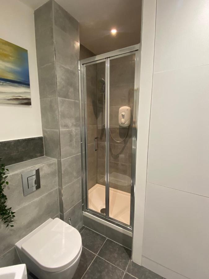 Stunning Apartment In Leeds- Financial District Leeds  Exterior photo